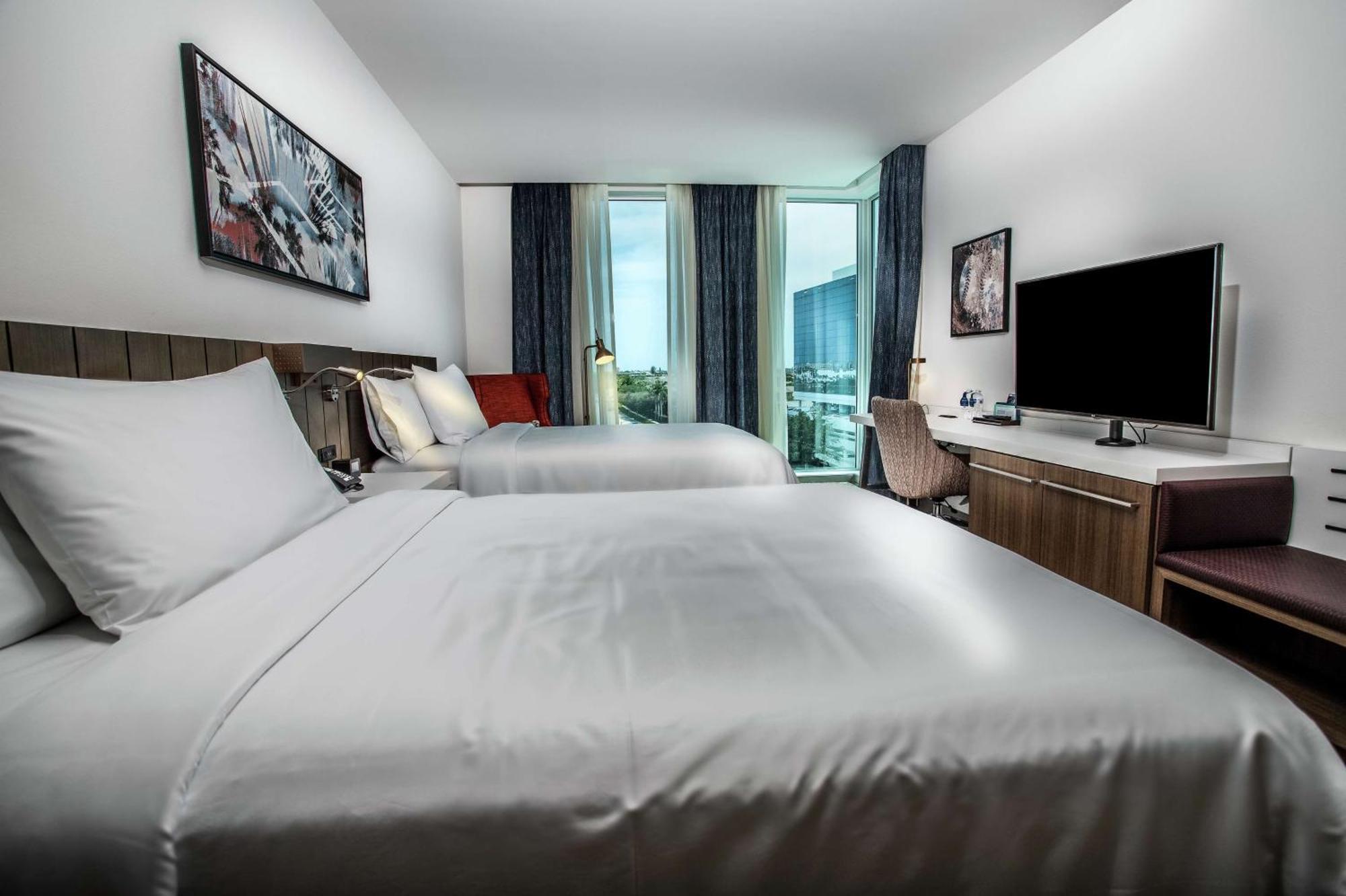 Hotel Hilton Garden West Palm I95 Outlets 3*