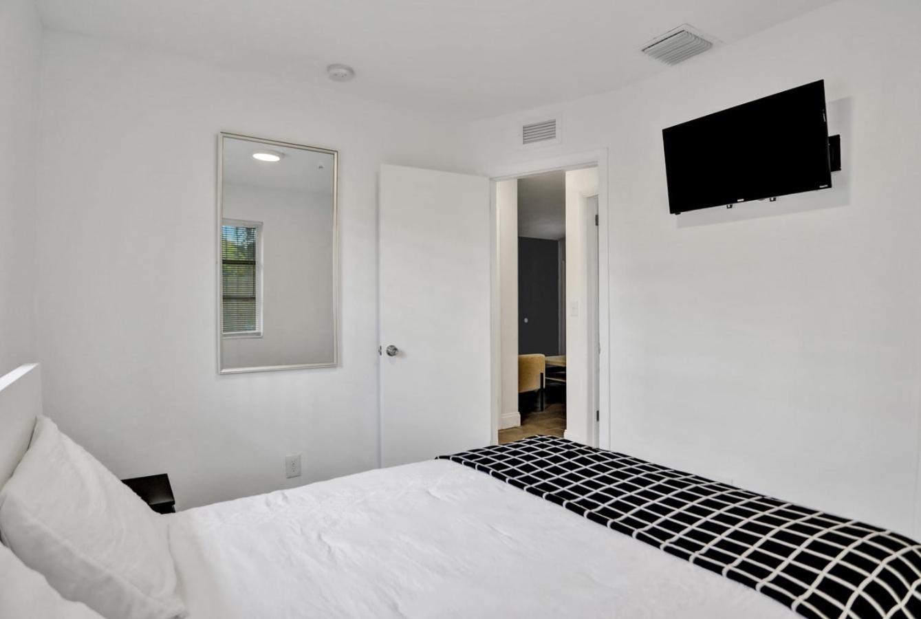 2bd Holiday Retreat Art Scene * West Palm Beach