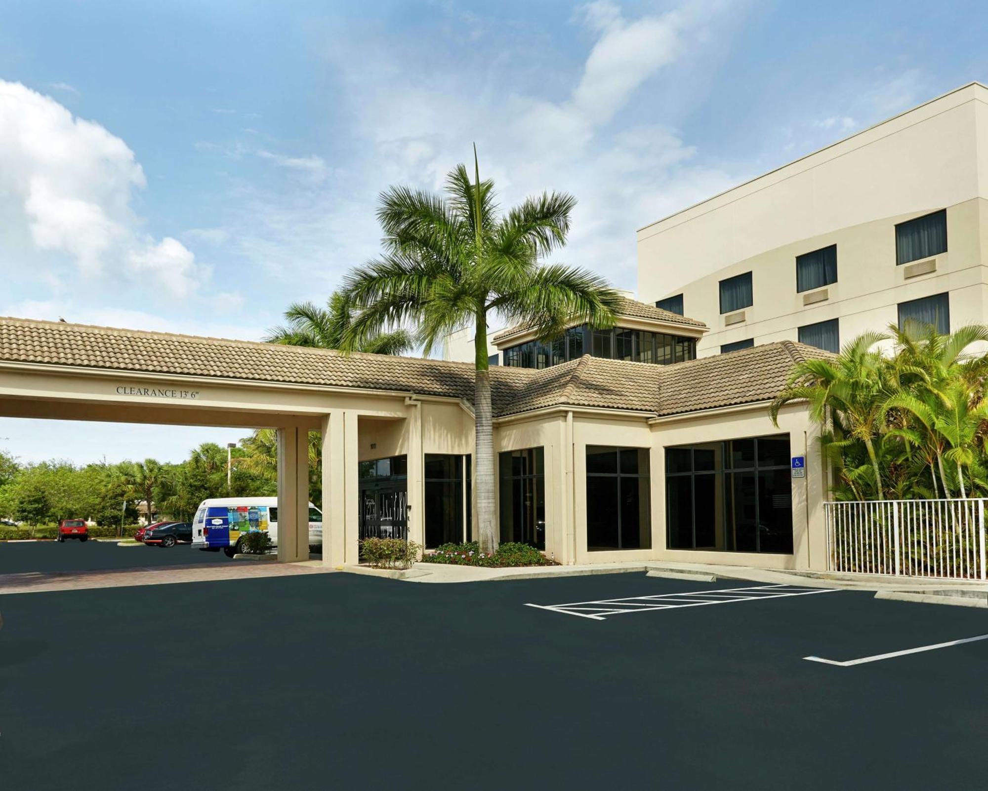 Hilton Garden Airport 3* West Palm Beach