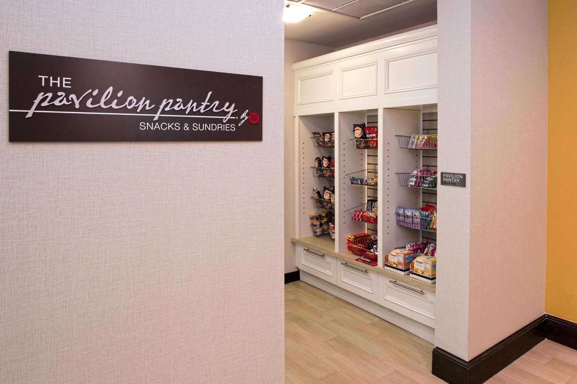 Hilton Garden Airport Hotel