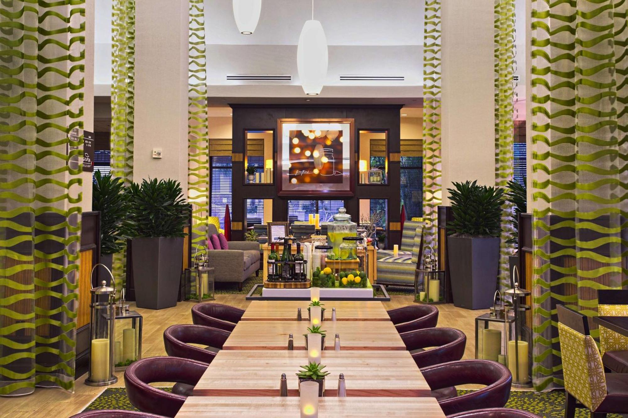 Hilton Garden Airport 3* West Palm Beach