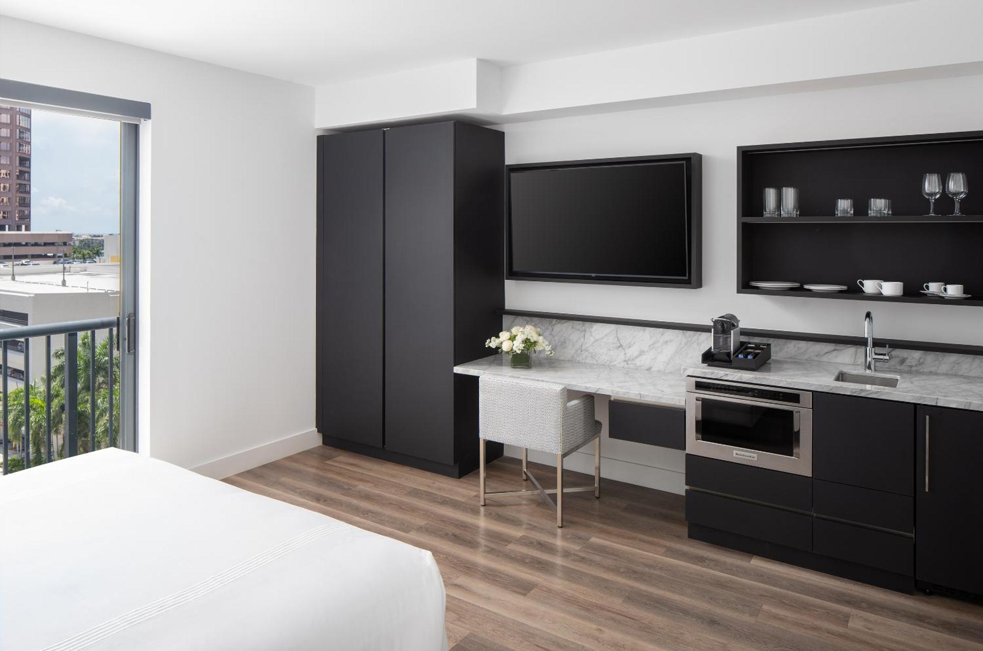 Hotel Aka West Palm 4*