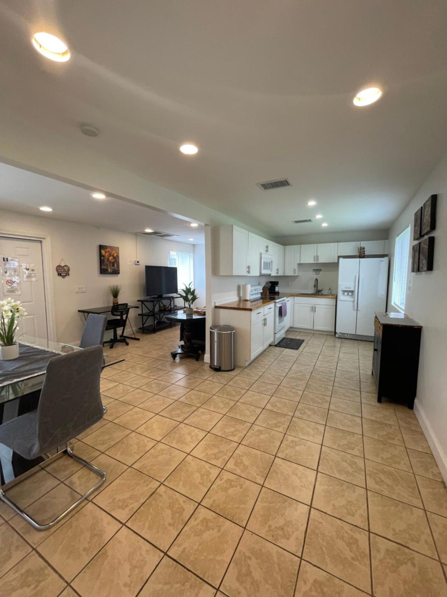 Casa de férias West Palm 2br Or 1br West Palm Beach
