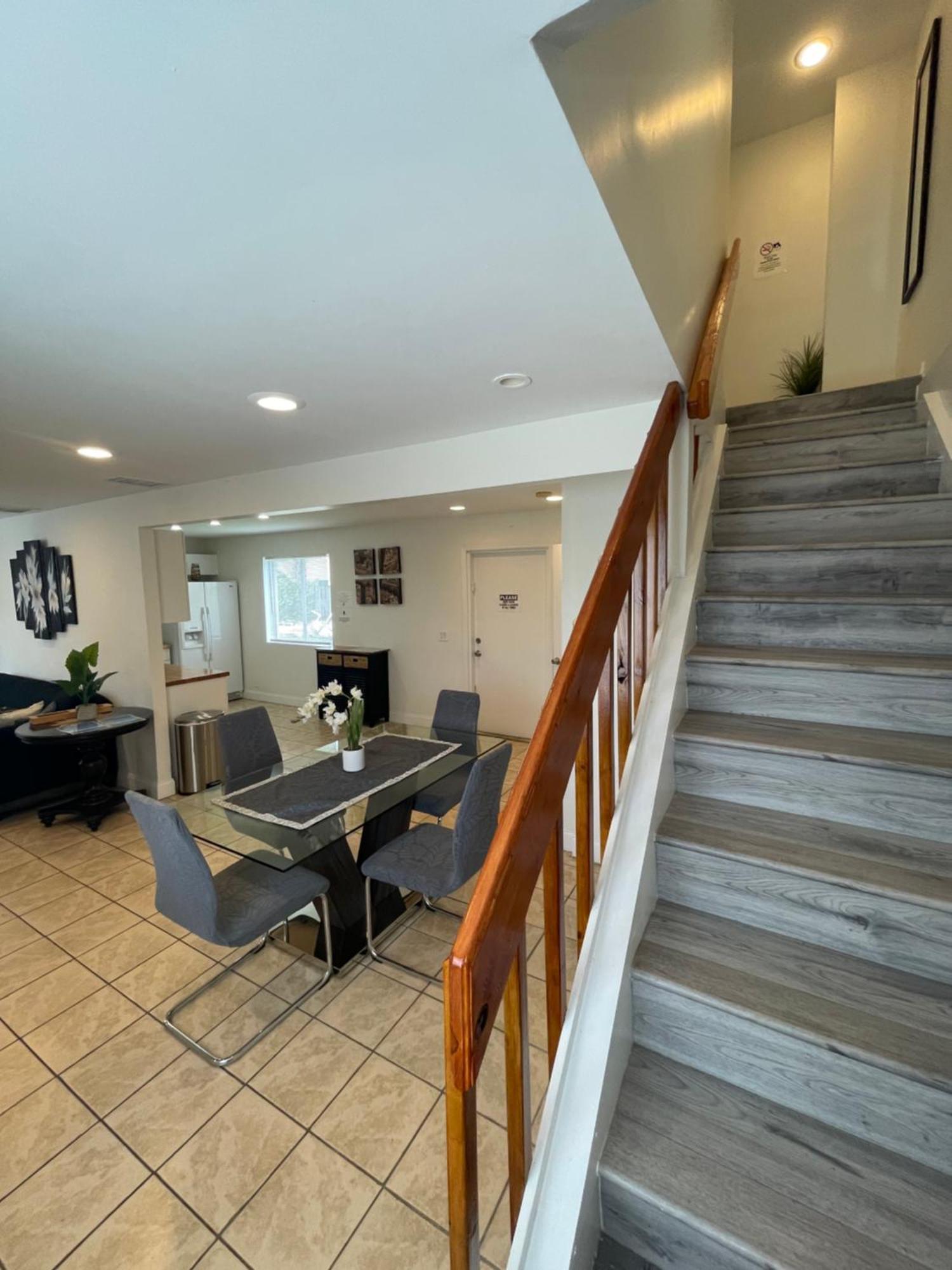 West Palm 2br Or 1br West Palm Beach