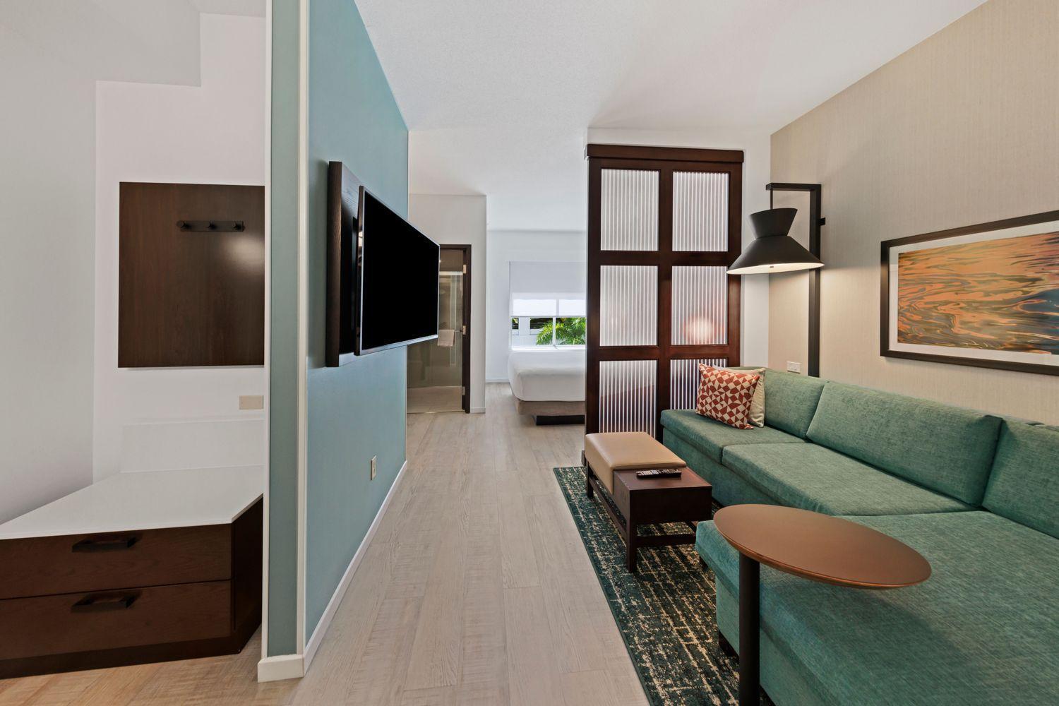 Hyatt Place West Palm Hotel
