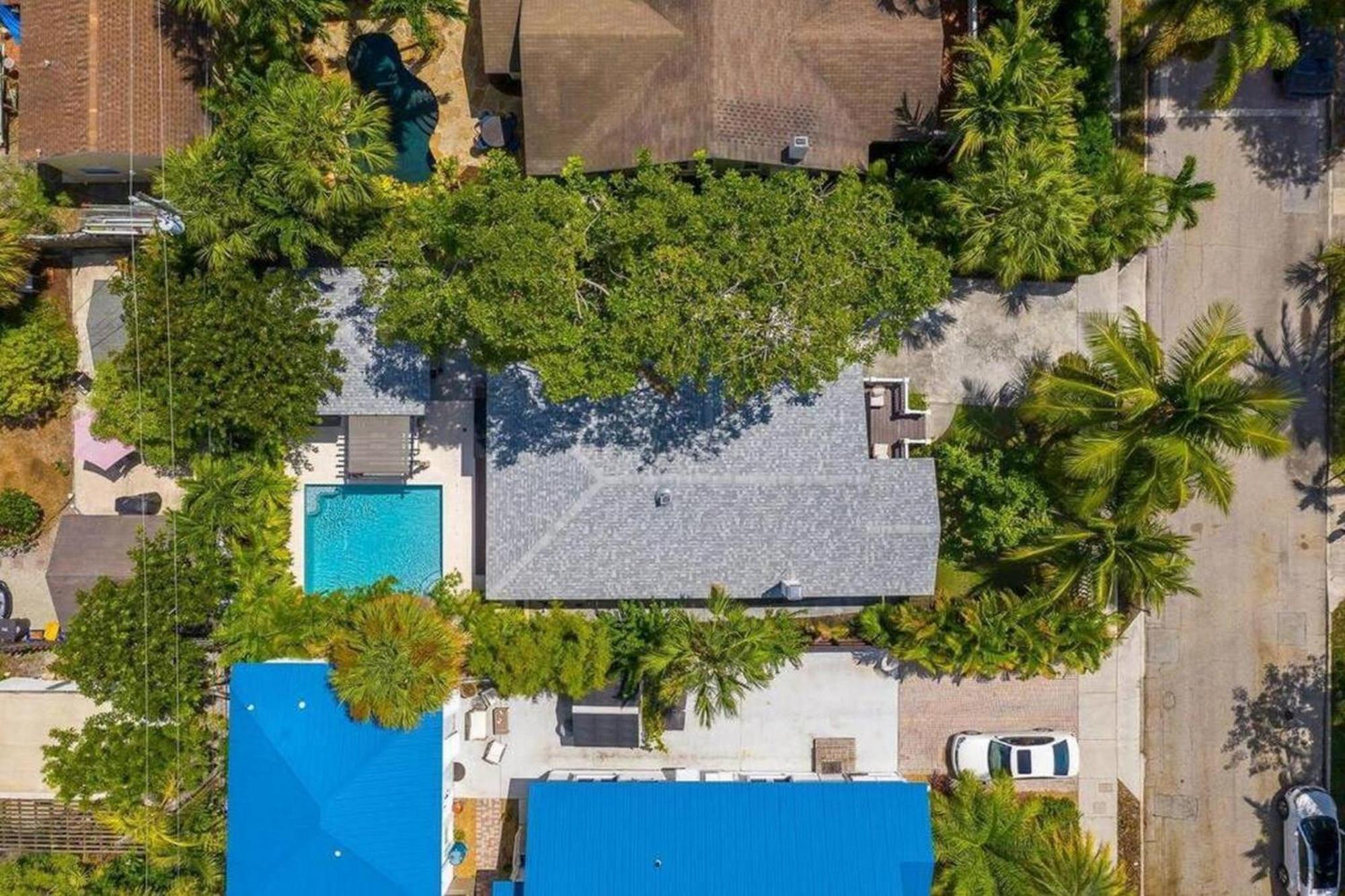 The Penn House + & Saltwater Pool Flam West Palm Beach
