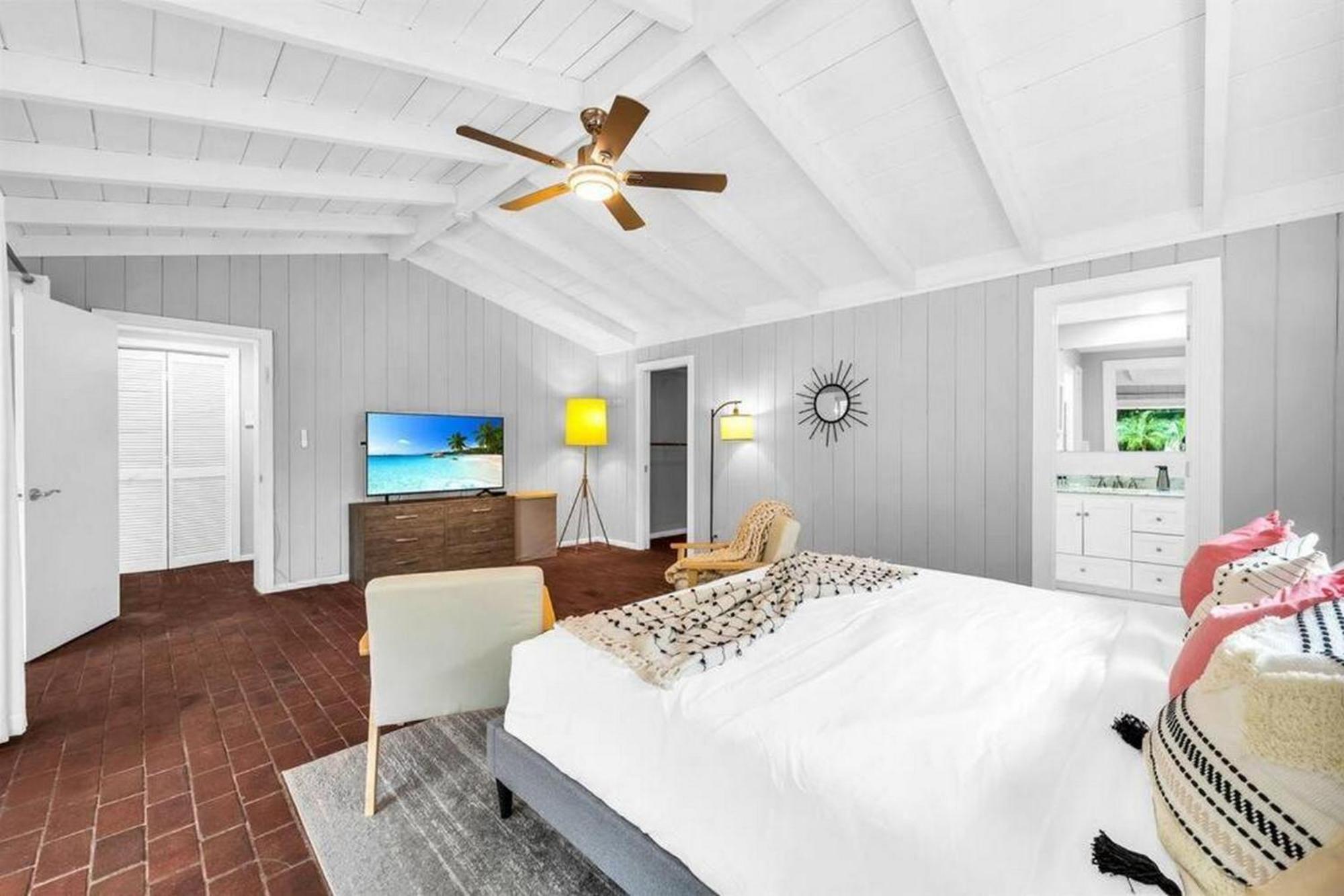 Intracoastal Paradise Walking Distance To Beach! * West Palm Beach