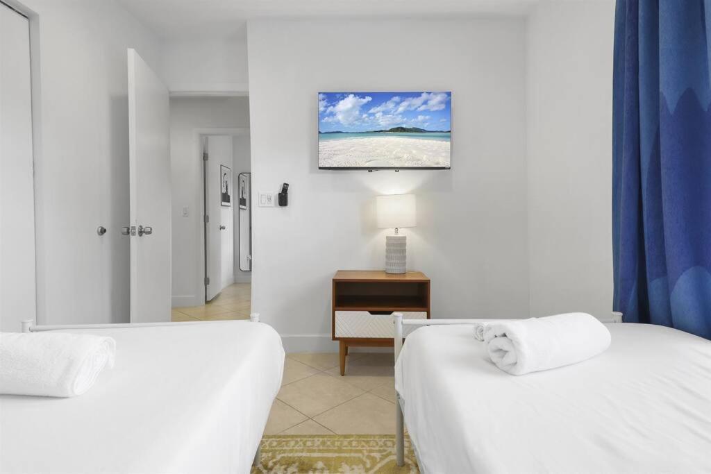 Apartment Palm Wave Says - Quiet House In Area