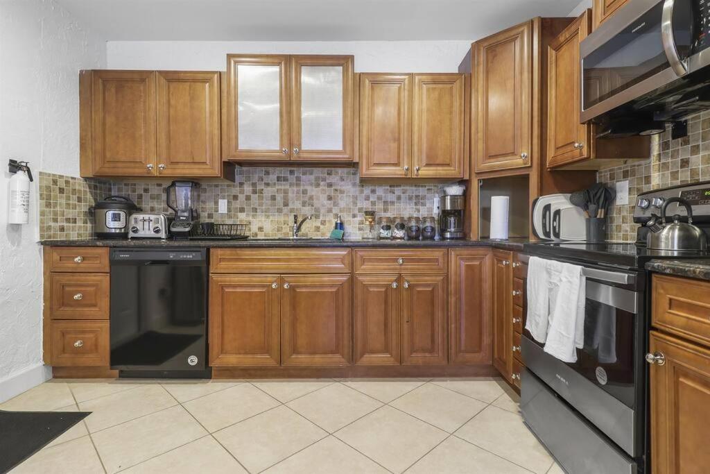 Apartment Palm Wave Says - Quiet House In Area *