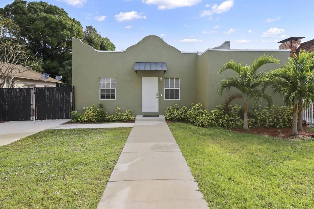 Palm Wave Says - Quiet House In Area West Palm Beach