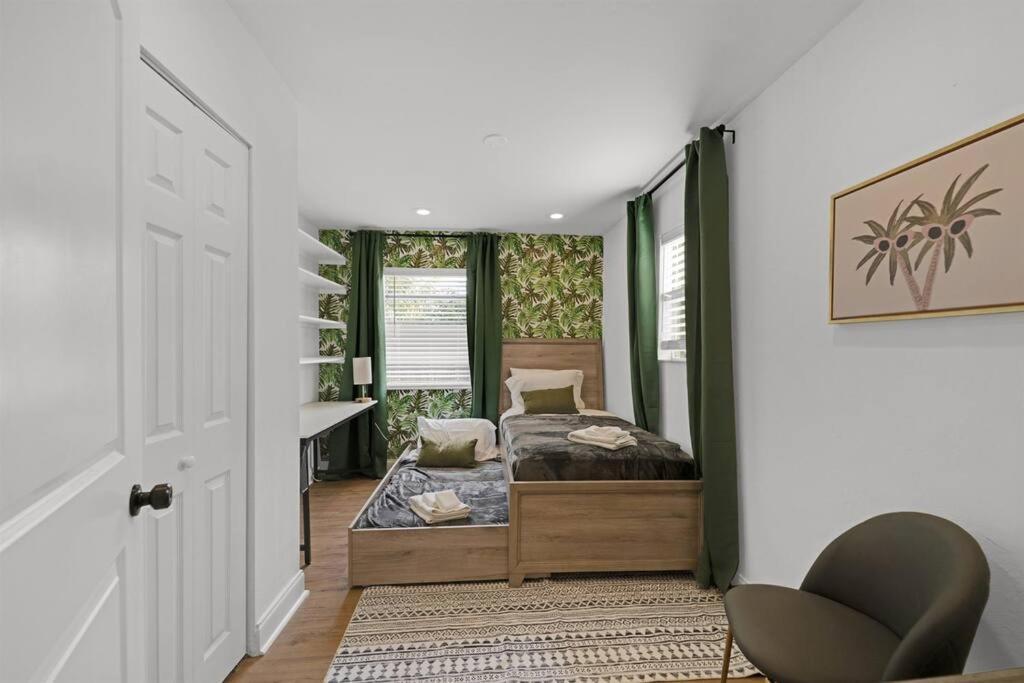 Palm Wave Says - Designers - No Extra Fees Apartment West Palm Beach