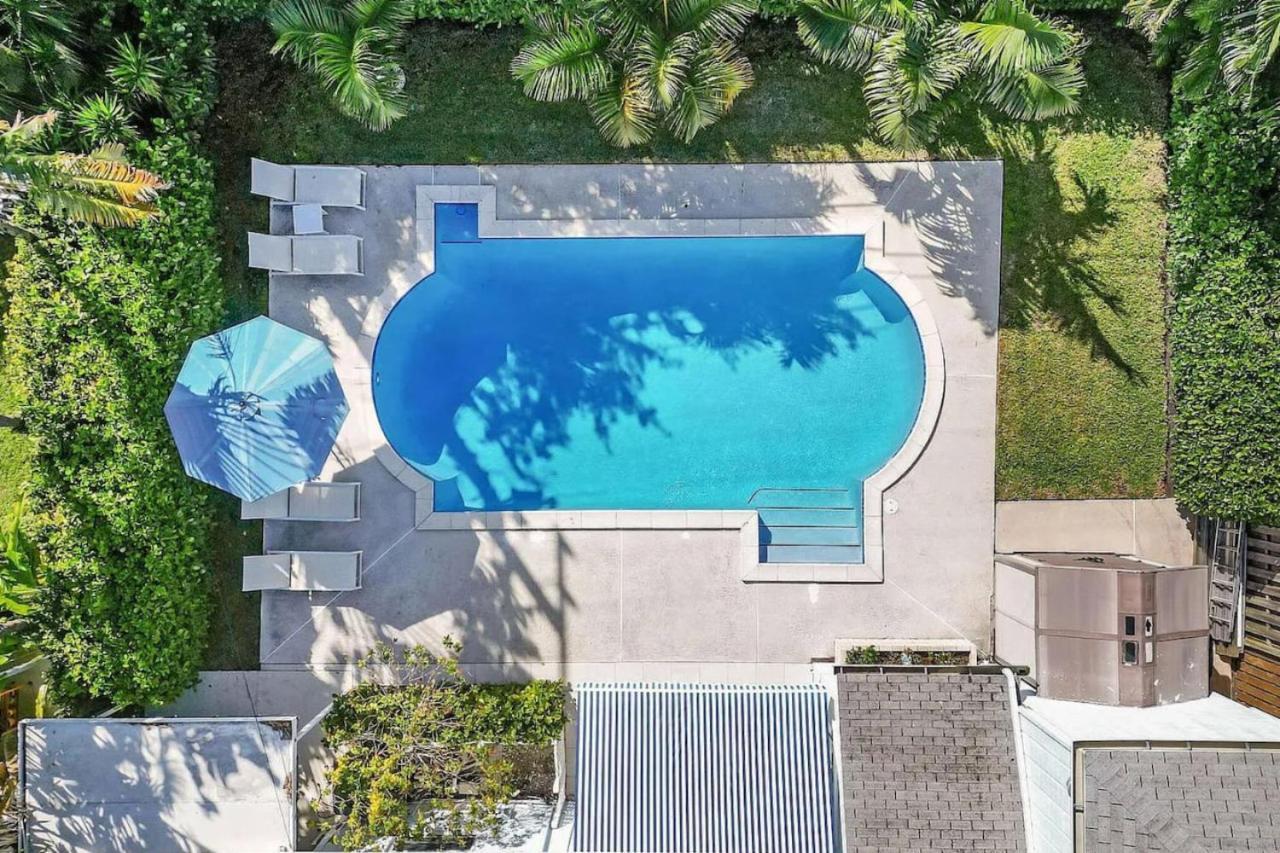 Tropical Tide Retreat *