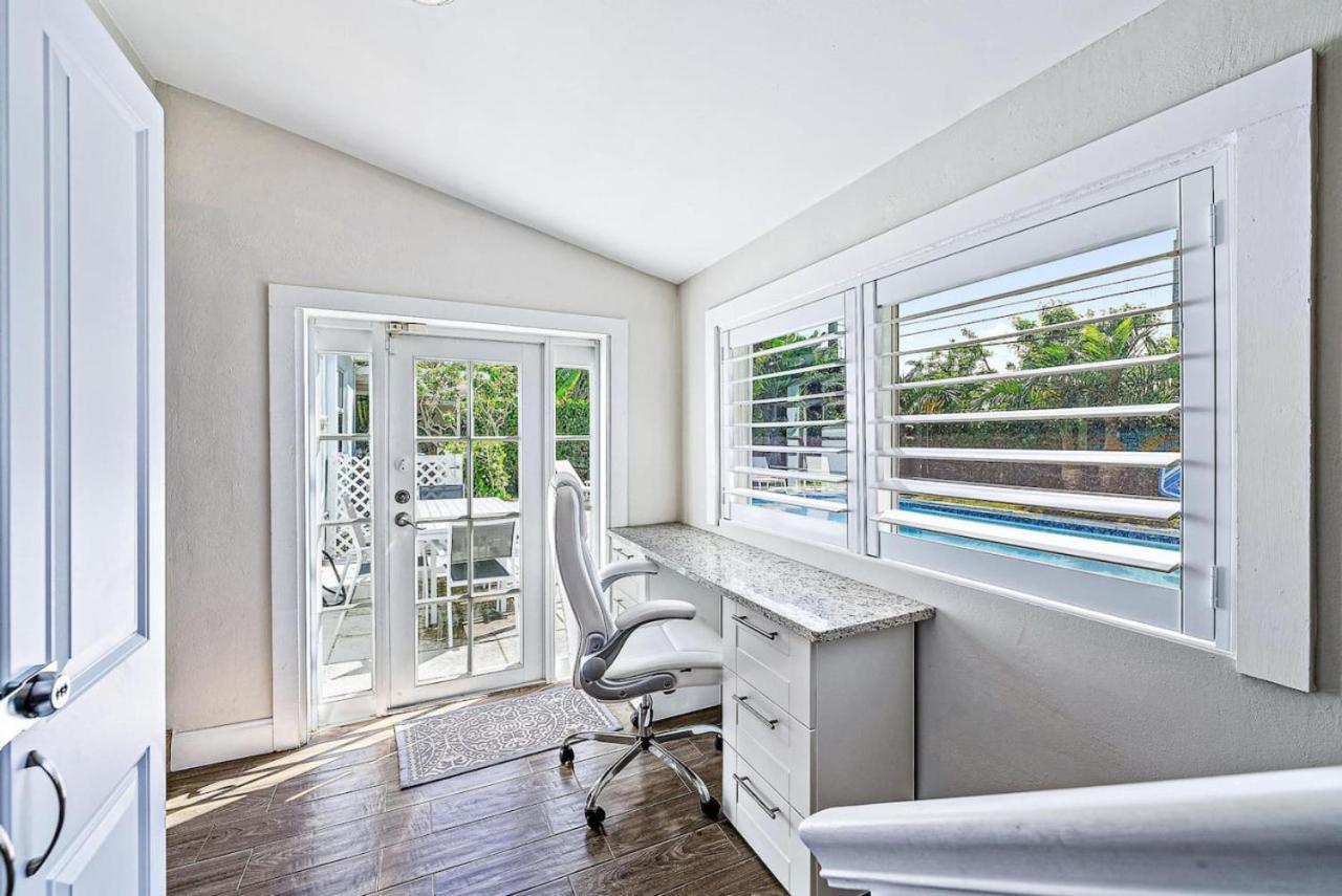 Holiday home Tropical Tide Retreat