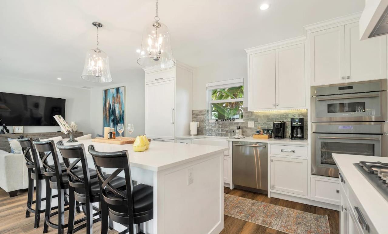 The Sapphire - Lux 5 Bed West Palm Beach