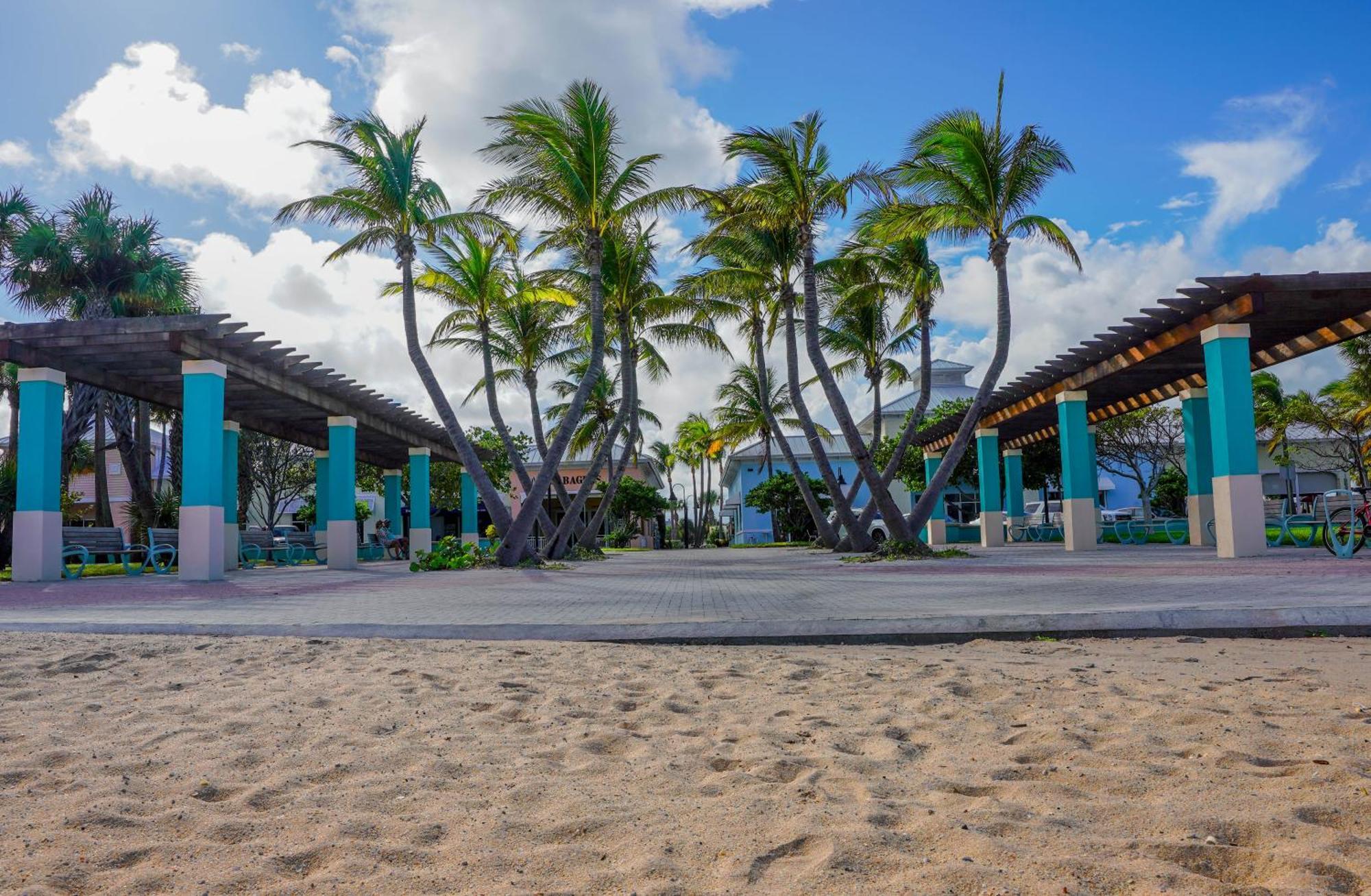 Amazing Close To The Peanut Island! *