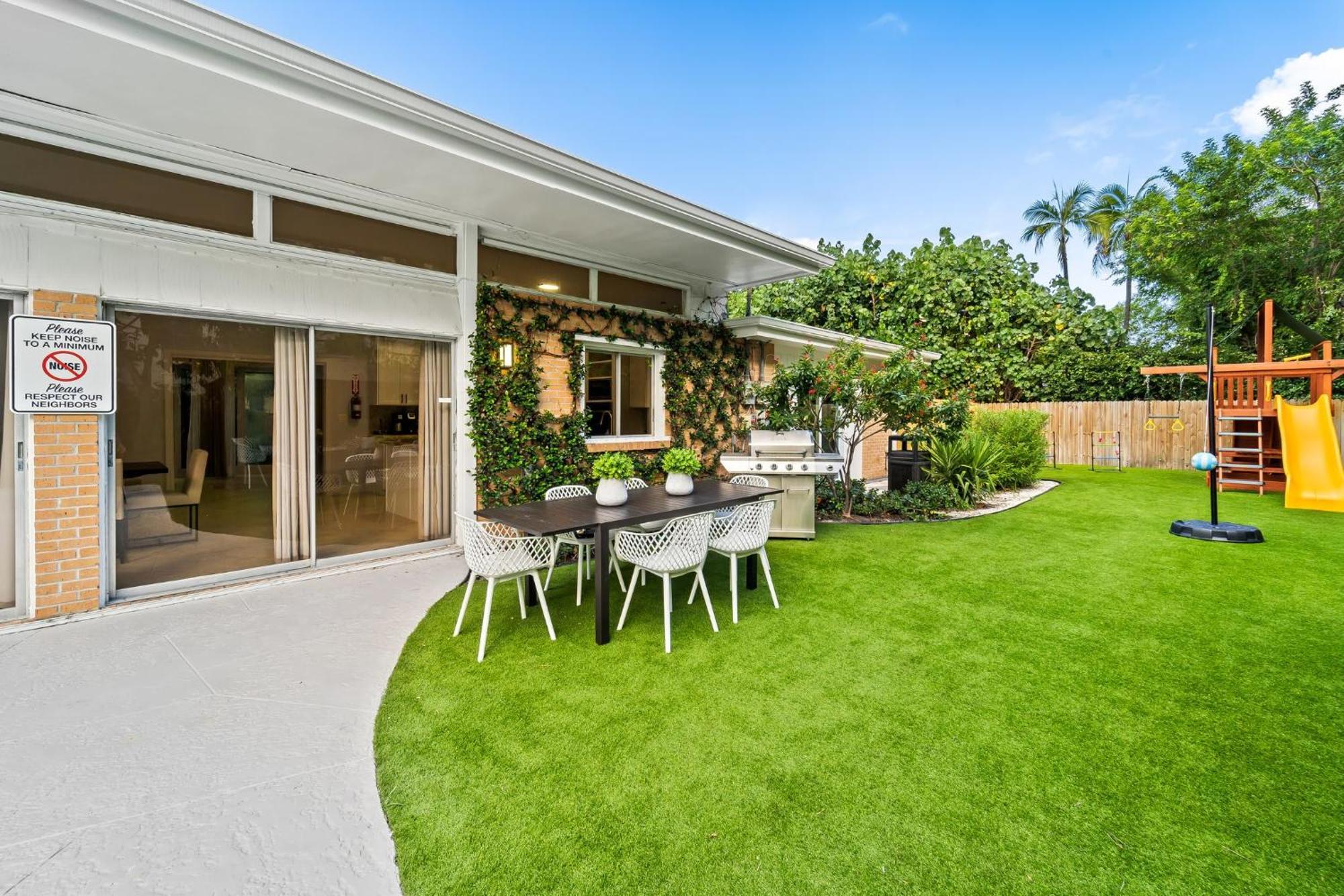 Holiday home 4br Intracoastal Retreat With Pool Games & *