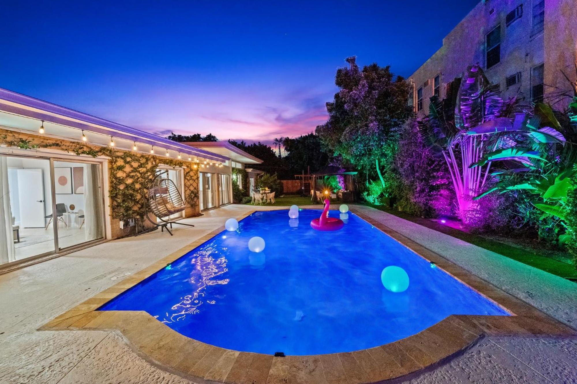 4br Intracoastal Retreat With Pool Games & Holiday home West Palm Beach