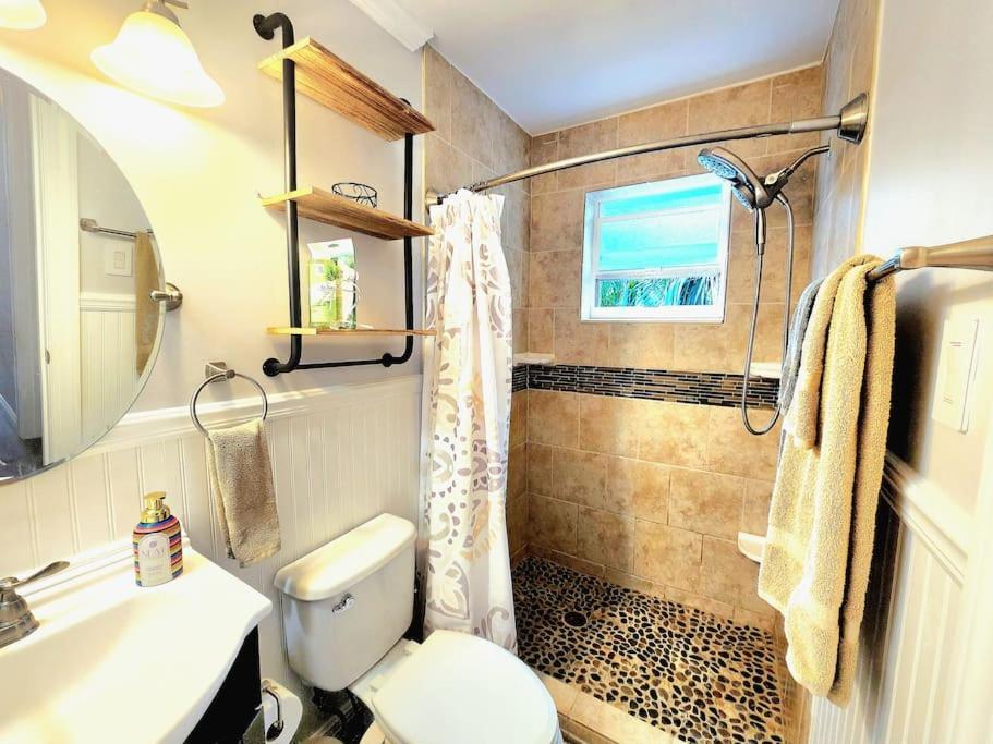 Charming Entire 6p Jacuzzi, Garden & Parking - West Palm