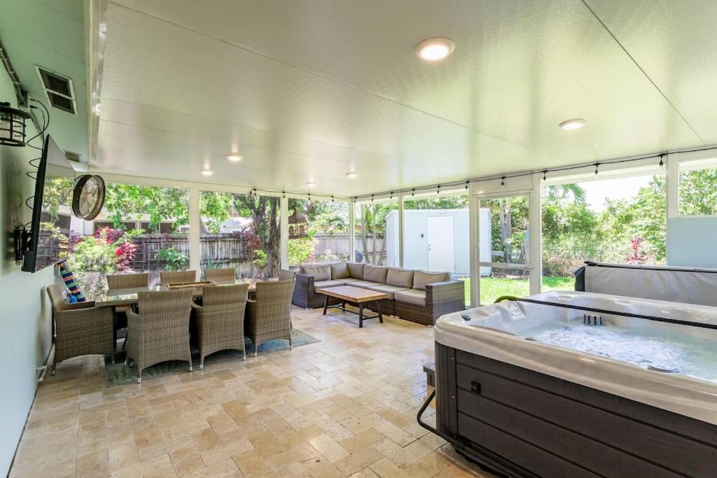 Charming Entire 6p Jacuzzi, Garden & Parking - West Palm * West Palm Beach