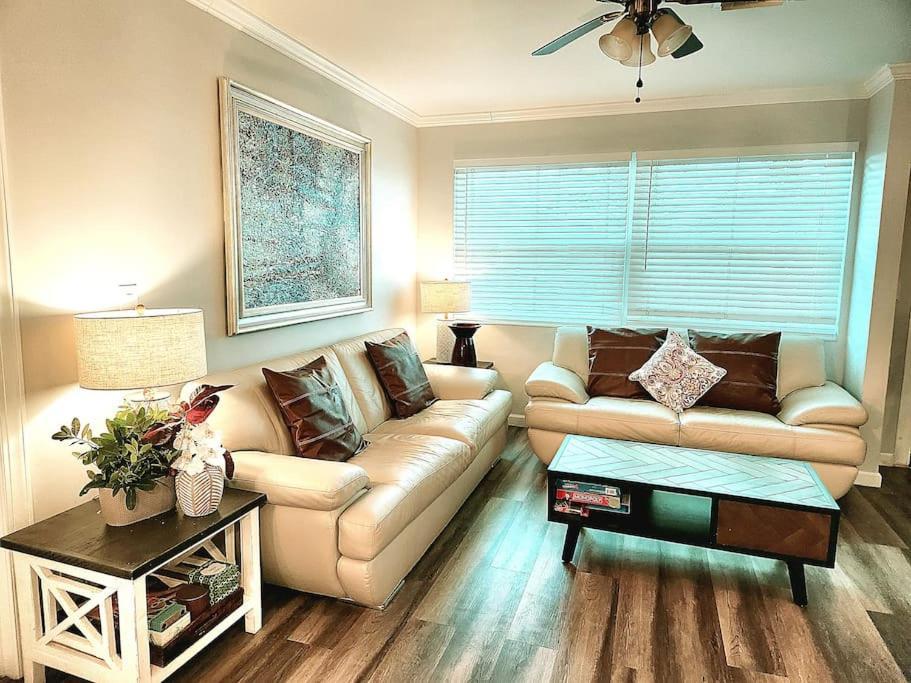 Charming Entire 6p Jacuzzi, Garden & Parking - West Palm West Palm Beach