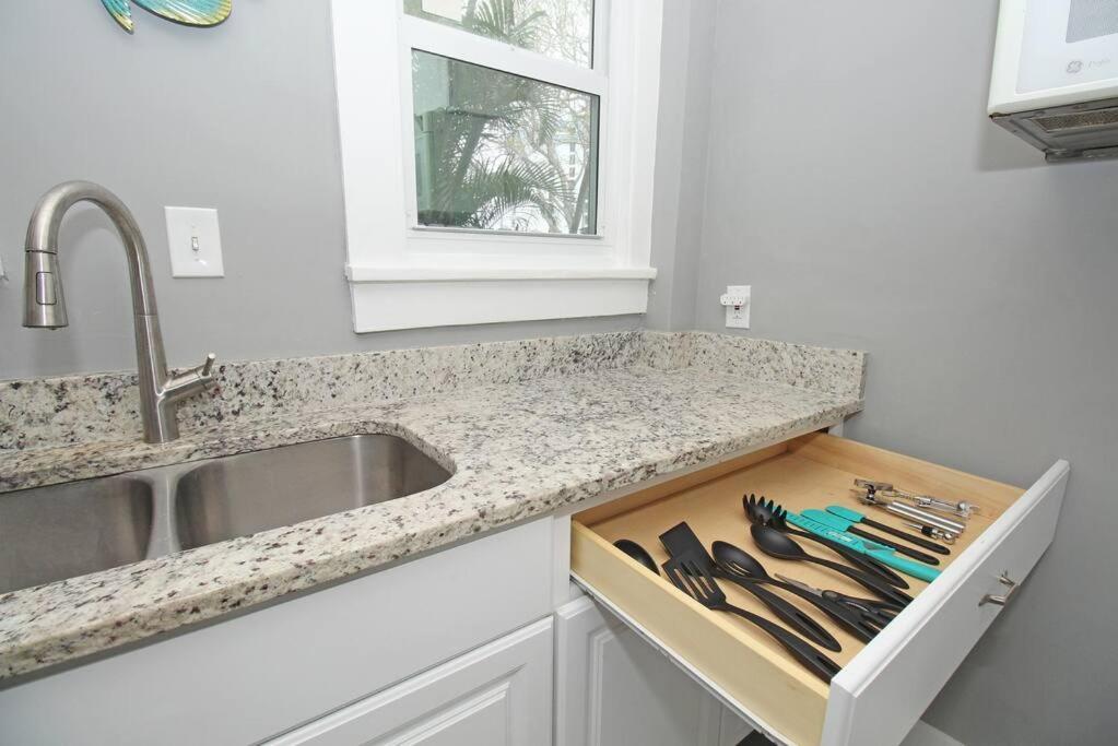 Holiday home Modern 3br, Pet-friendly, Wifi, Washer & Dryer West Palm Beach