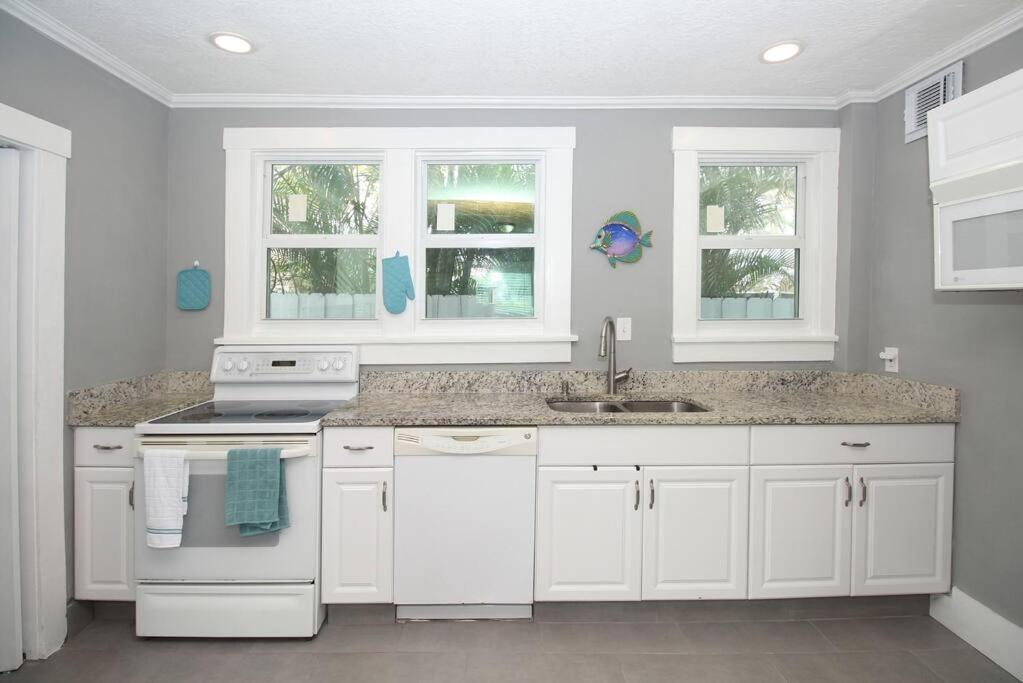 Holiday home Modern 3br, Pet-friendly, Wifi, Washer & Dryer West Palm Beach