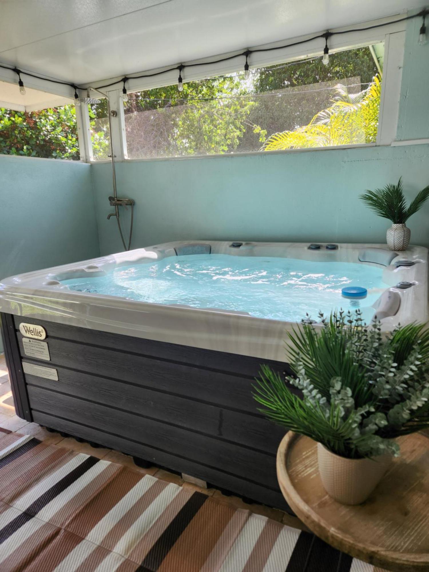 Charming Entire 6p Jacuzzi, Garden & Parking - West Palm West Palm Beach