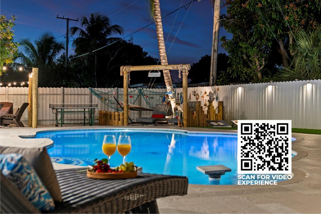 Paradise Villa! Heated Pool, Game Room, Near! * West Palm Beach