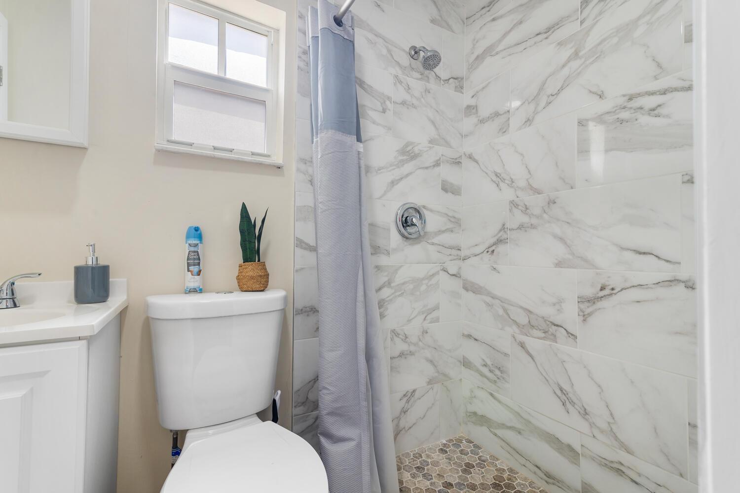 Private In West Palm - Close To Beaches *