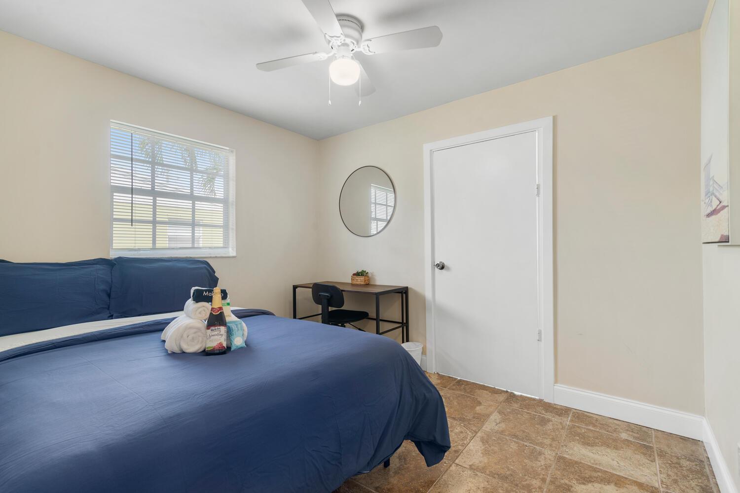 Private In West Palm - Close To Beaches *