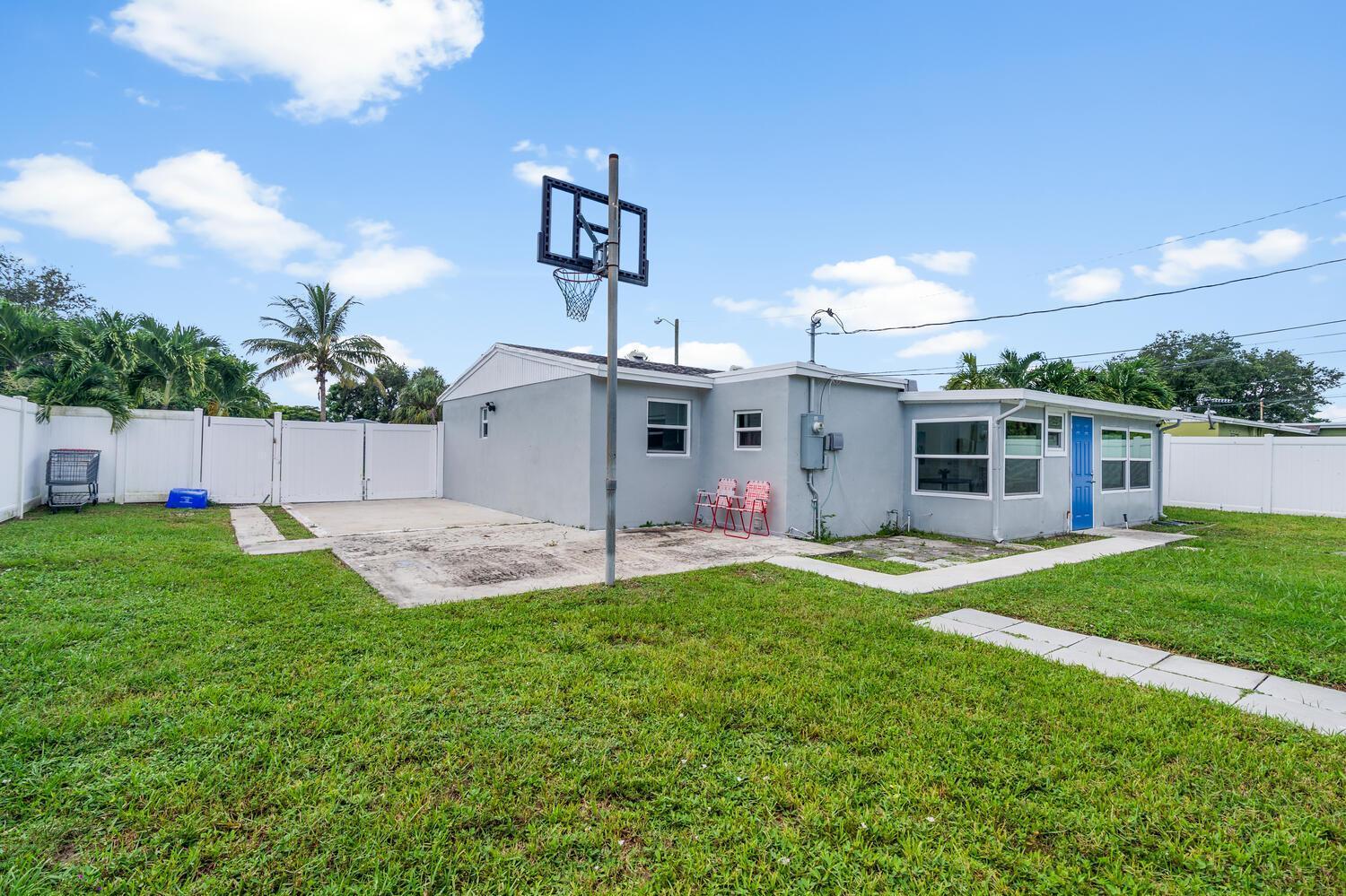 Private In West Palm - Close To Beaches * West Palm Beach