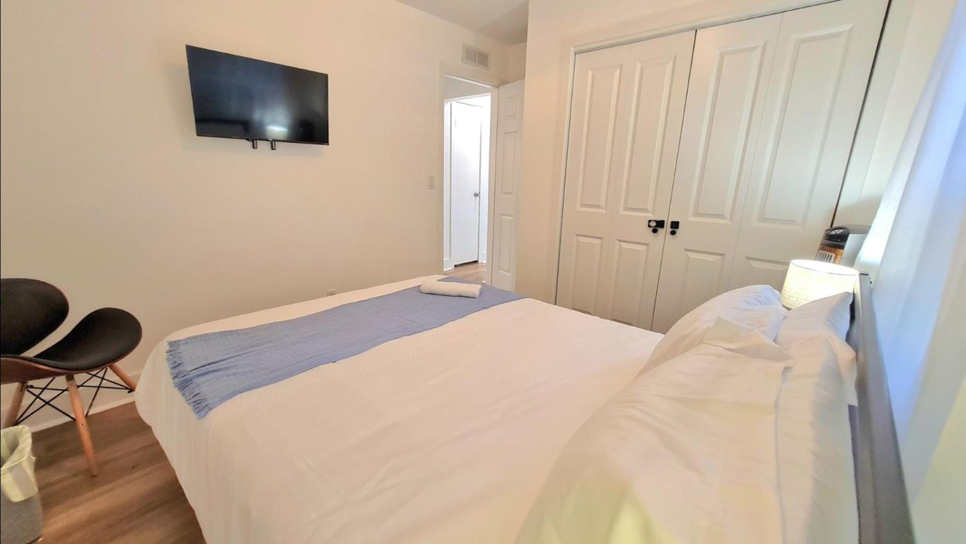 Cozy Near Airport, Brightline, Downtown &
