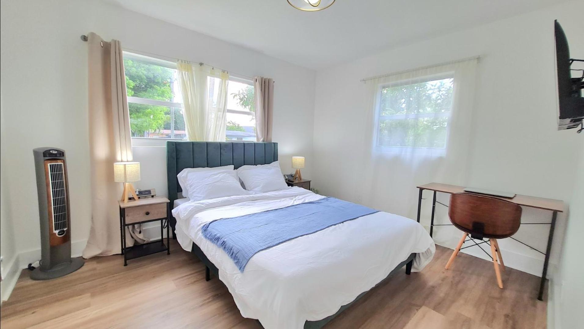 Cozy Near Airport, Brightline, Downtown & Villa