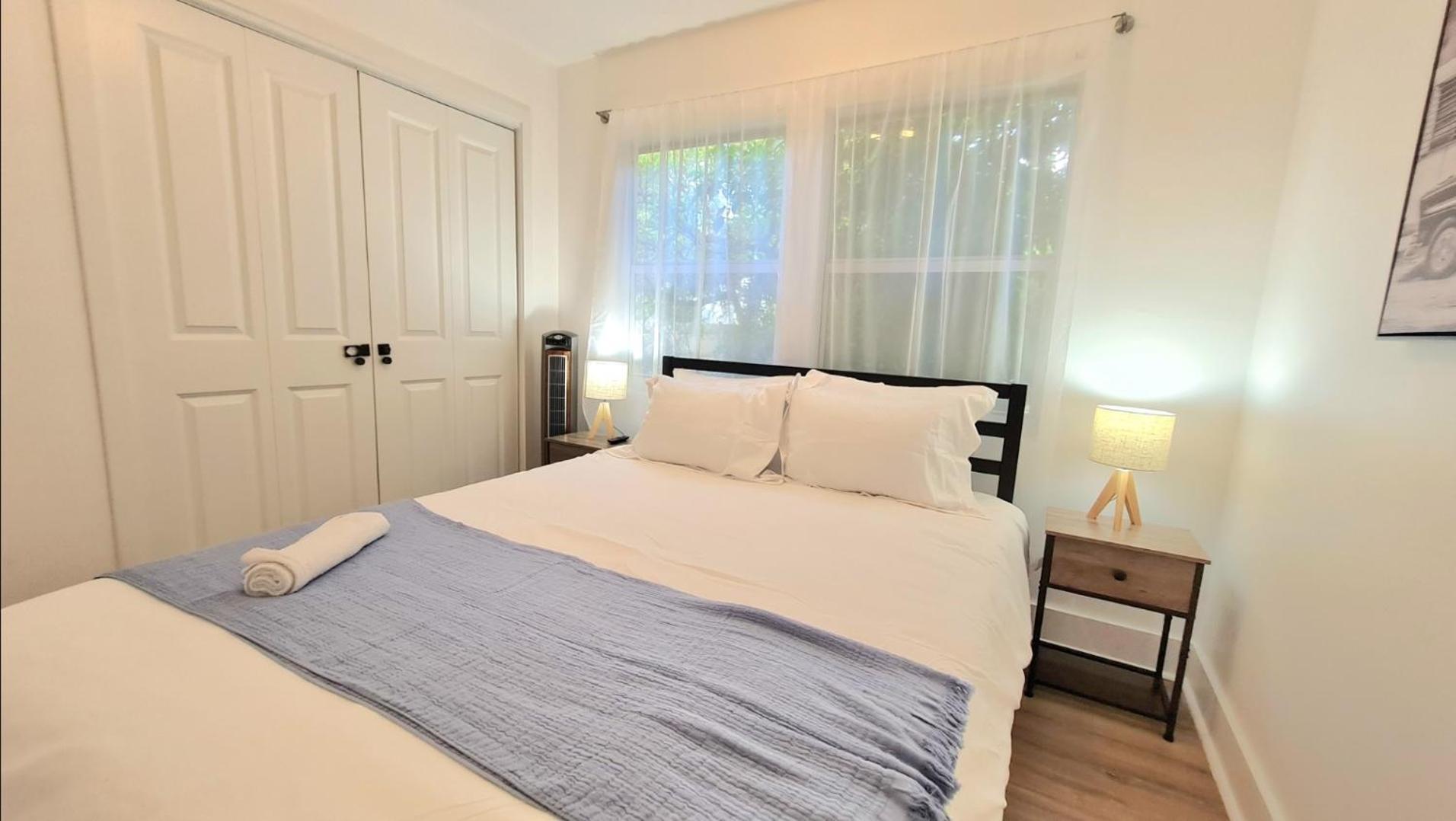 Cozy Near Airport, Brightline, Downtown & Villa *
