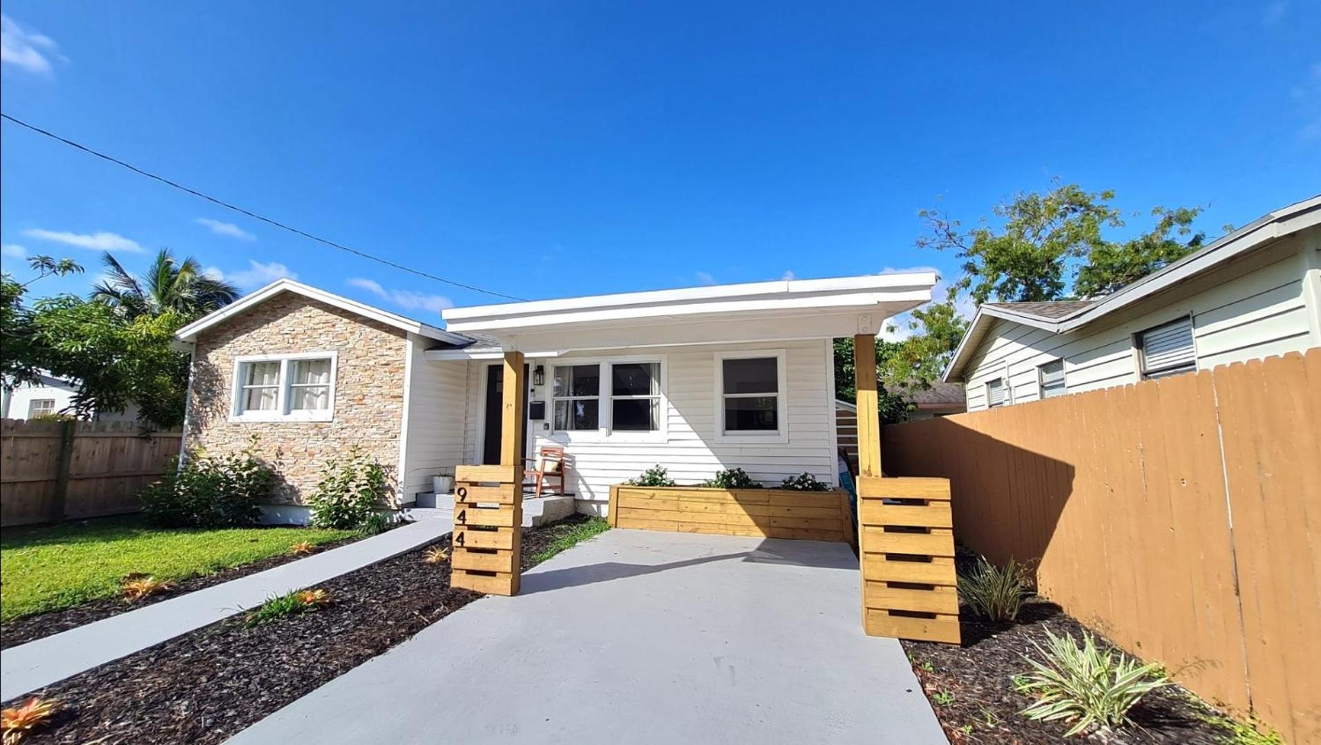 Villa Cozy Near Airport, Brightline, Downtown &