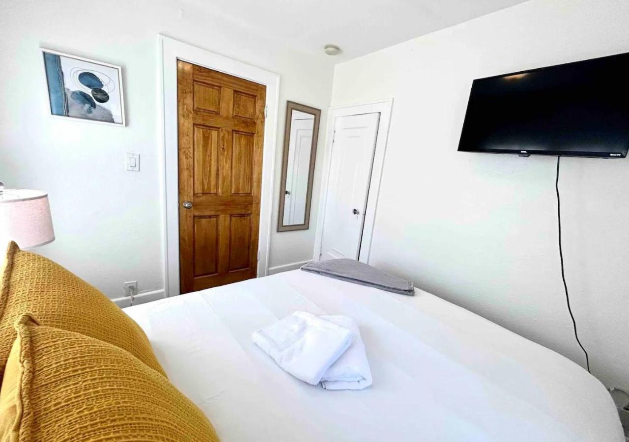 Apartamento Cozy 2 Bedroom Near Local Hotspots *