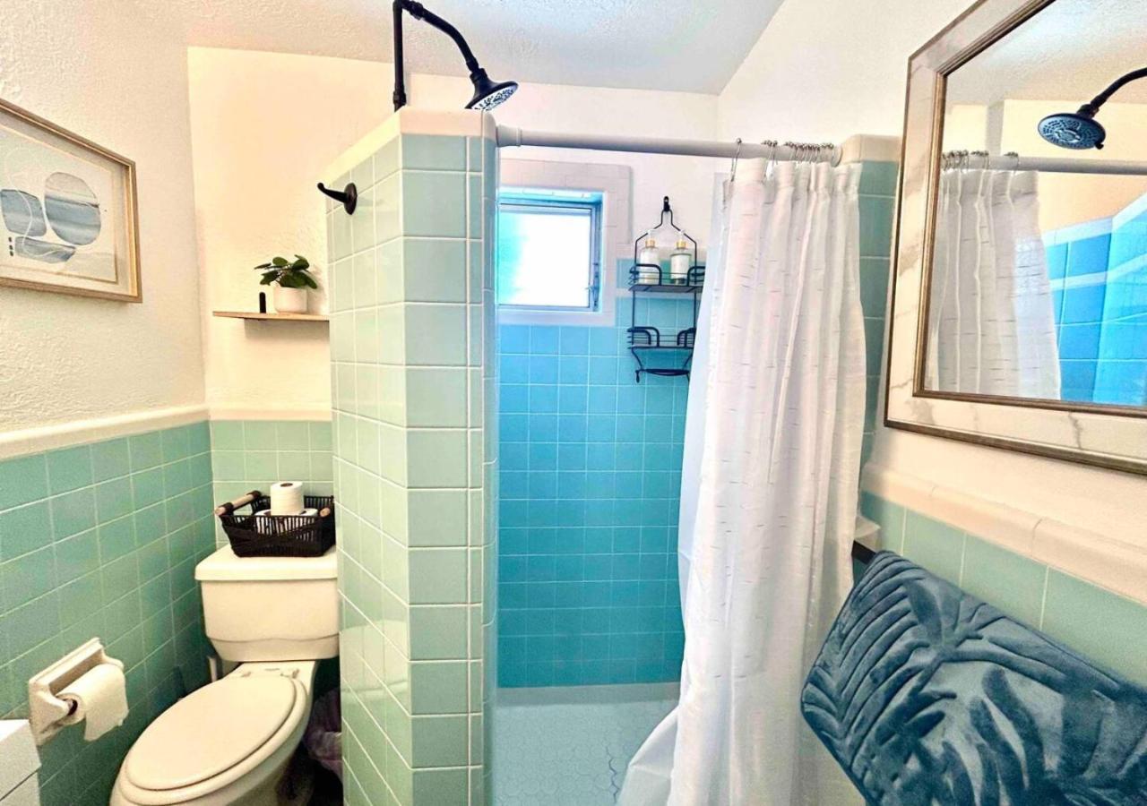 Cozy 2 Bedroom Near Local Hotspots