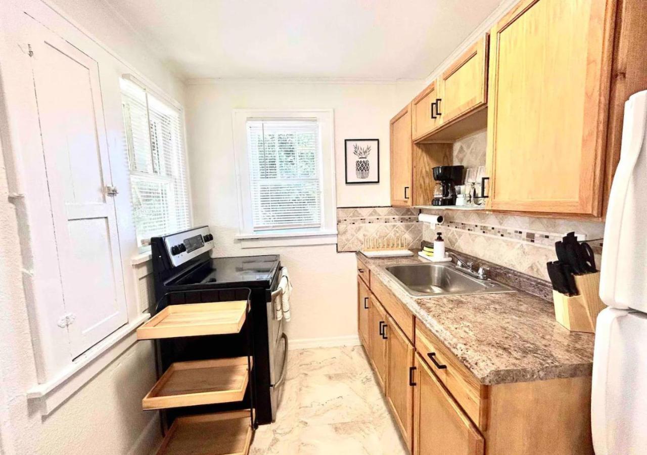 Apartamento Cozy 2 Bedroom Near Local Hotspots