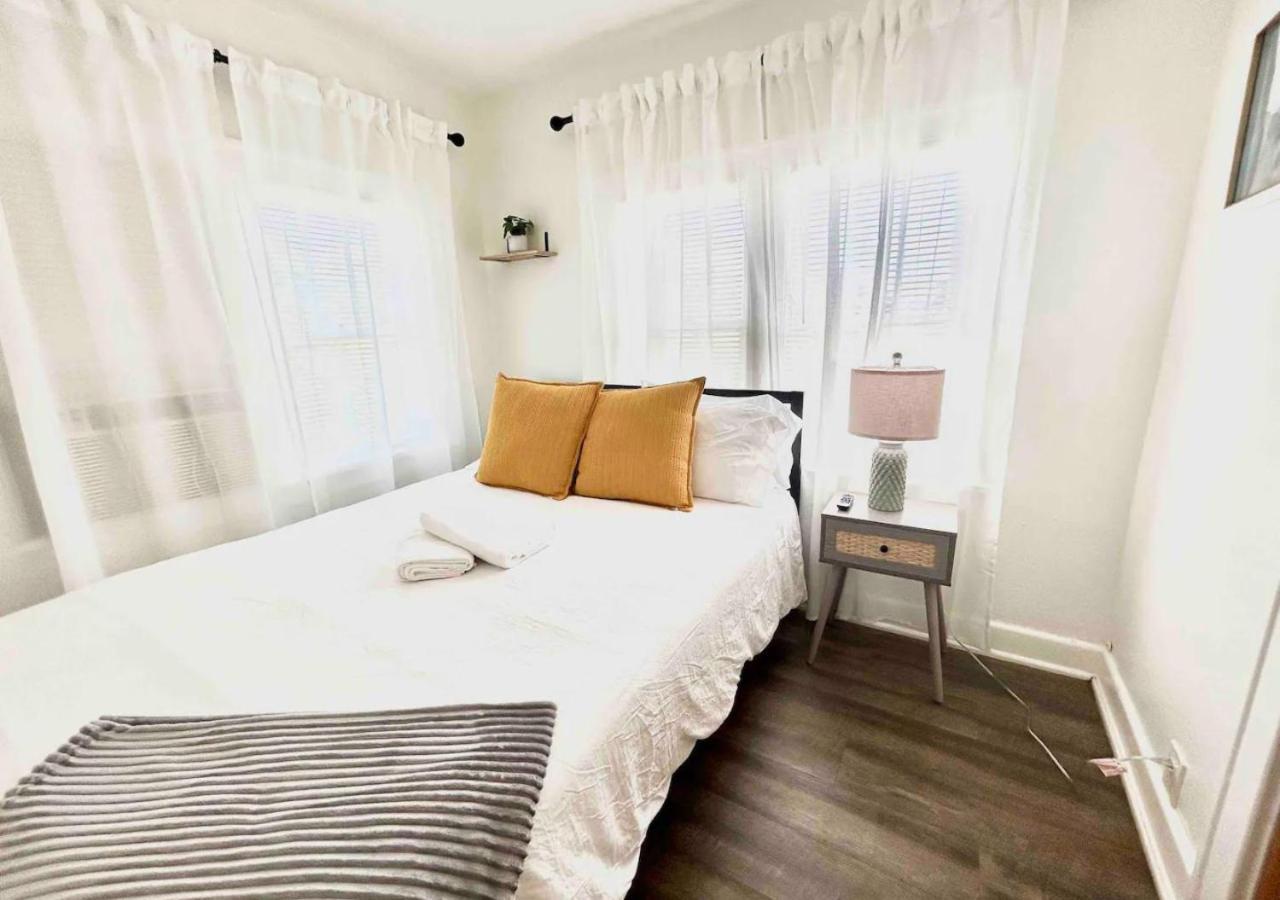 Cozy 2 Bedroom Near Local Hotspots Apartamento West Palm Beach