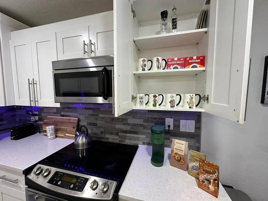 S&h Unlimited West Palm 3 Bedroom Spacious House West Palm Beach