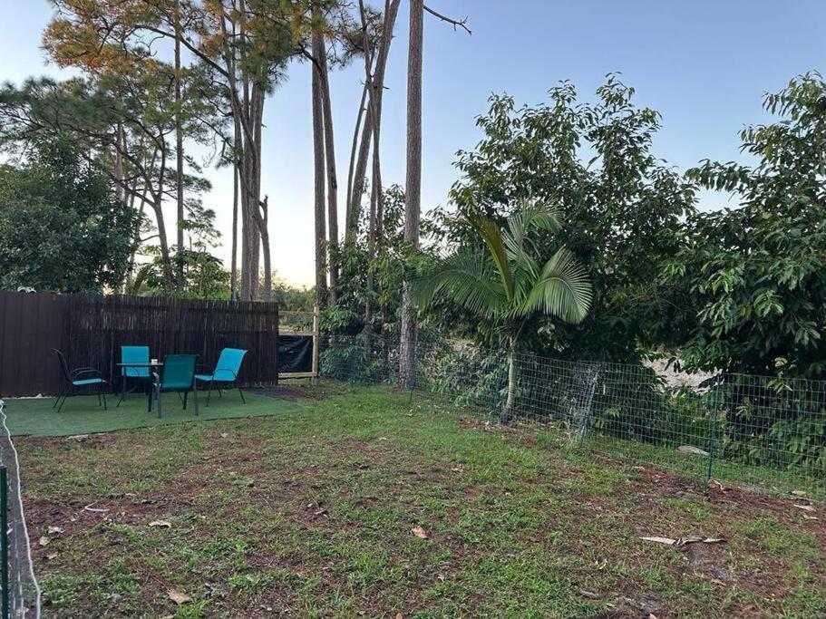 S&h Unlimited West Palm 3 Bedroom Spacious House Holiday home
