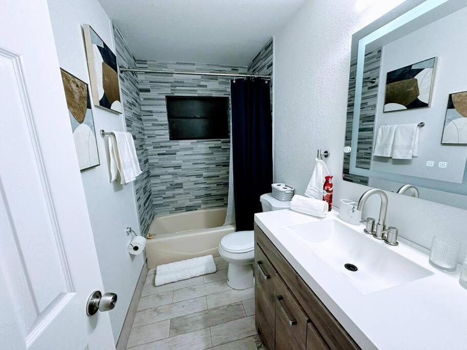 Holiday home S&h Unlimited West Palm 3 Bedroom Spacious House *