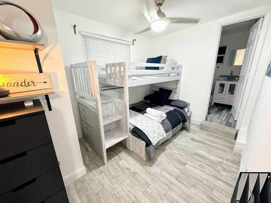 Holiday home S&h Unlimited West Palm 3 Bedroom Spacious House West Palm Beach
