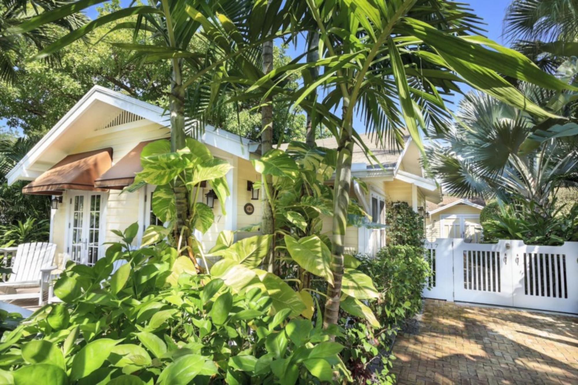 Holiday home Mango Haus 2bd 2ba Private Pool And Parking *