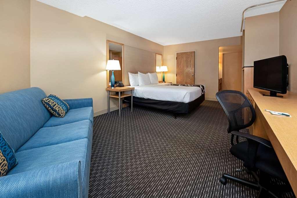 Hotel La Quinta By Wyndham West Palm Airport 3*