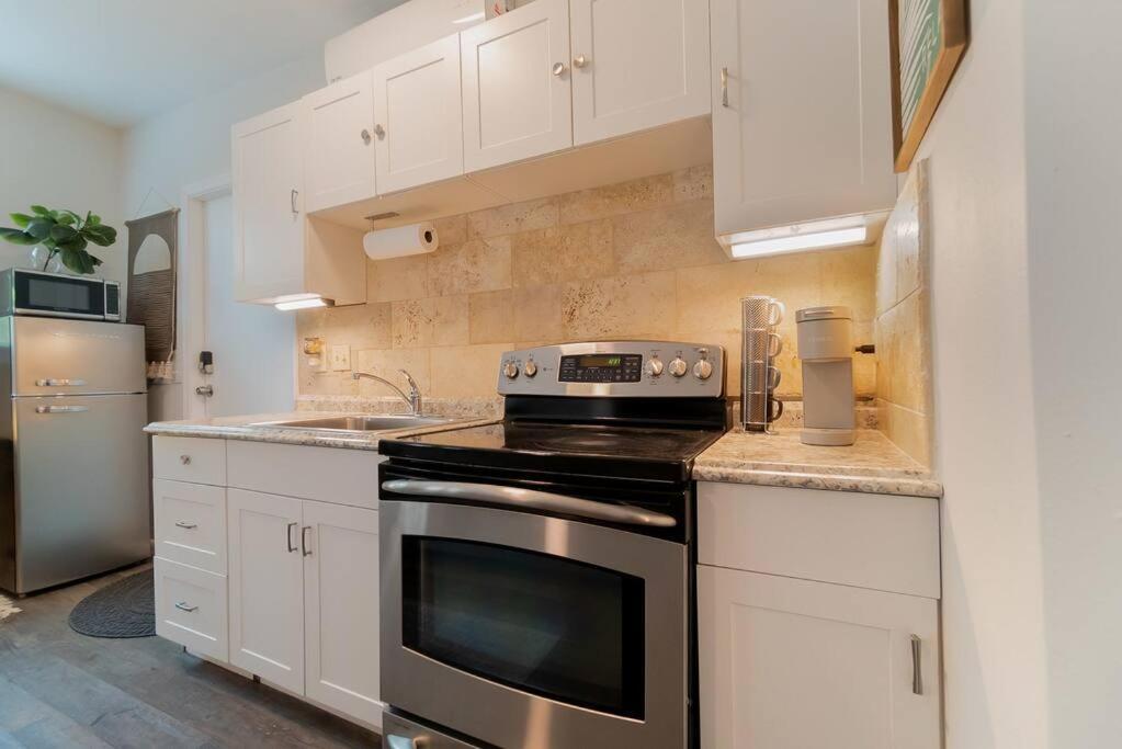 Garden Oasis In Flamingo Park Apartment West Palm Beach