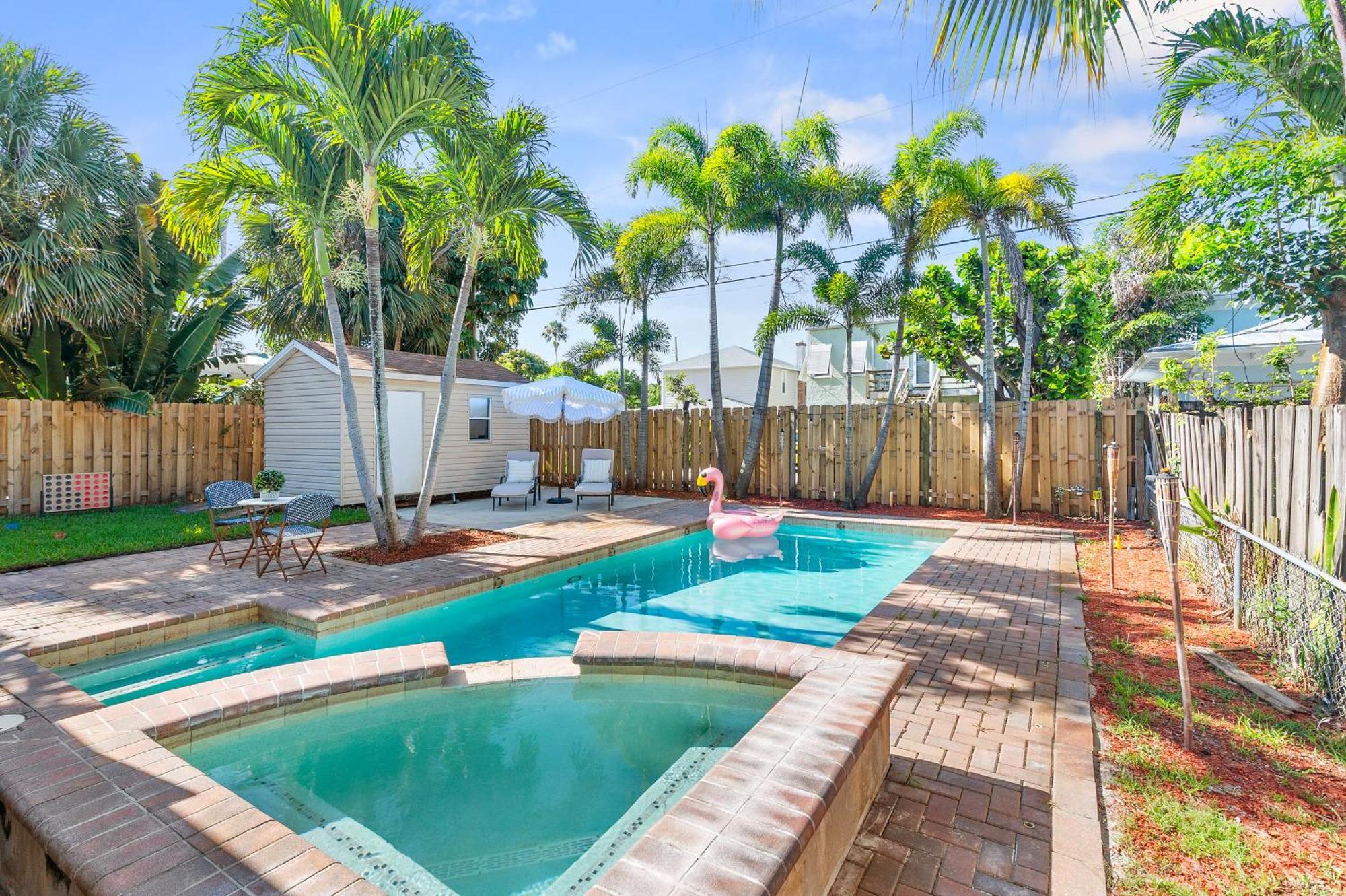 Bohemian Retreat-heated Pool, Jacuzzi & Pool Table West Palm Beach