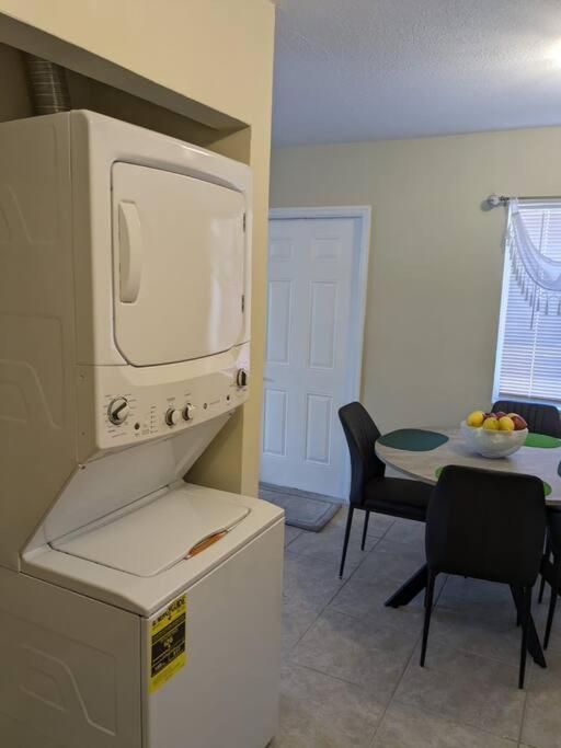 Apartamento Sea Breeze- 2 Bedroom Apartment- Centrally Located West Palm Beach