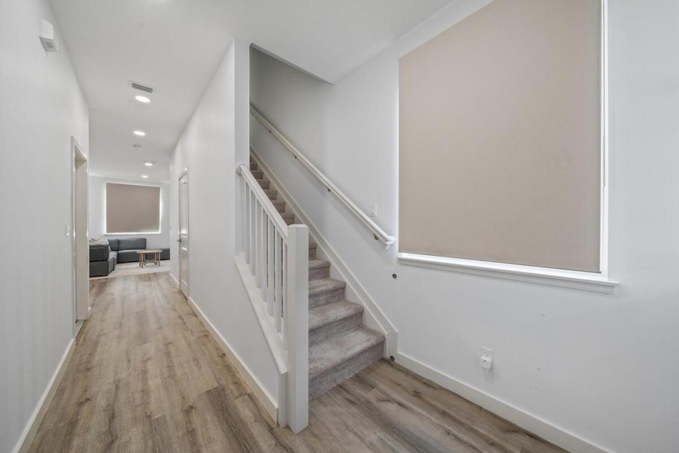 4-bed Wpb Near 95,airport,dt & Beaches Holiday home *