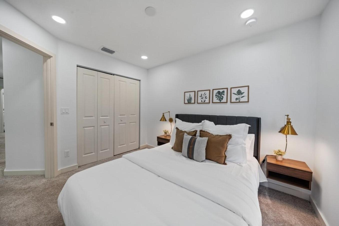 4-bed Wpb Near 95,airport,dt & Beaches Holiday home West Palm Beach